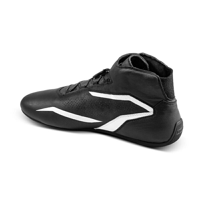 PUMA FIA公認レーシングスーツ4輪